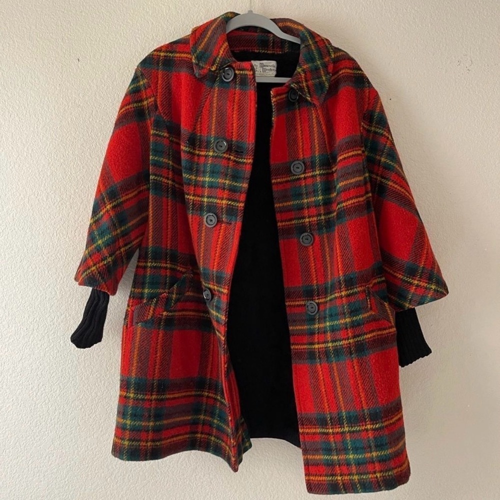 Vintage Minnesota woolen wool plaid coat